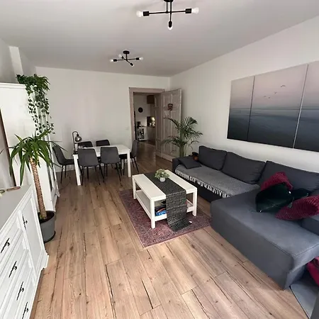 White Retro Apartman Wrocław
