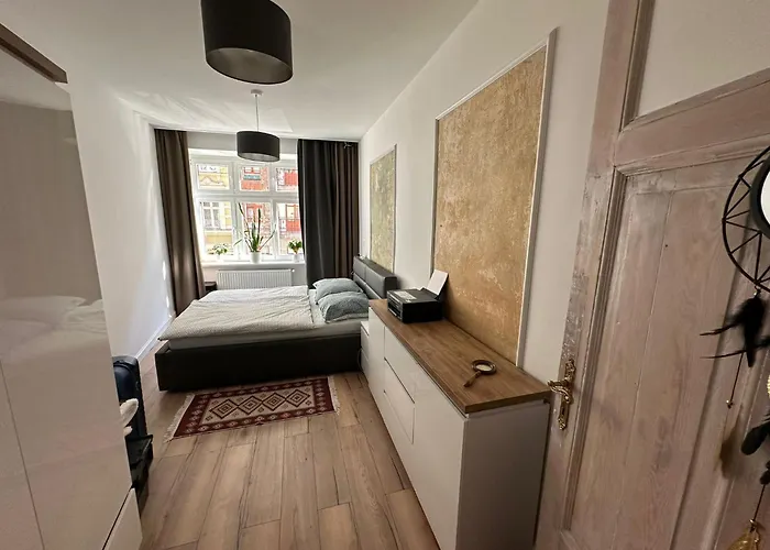 White Retro Вроцлав